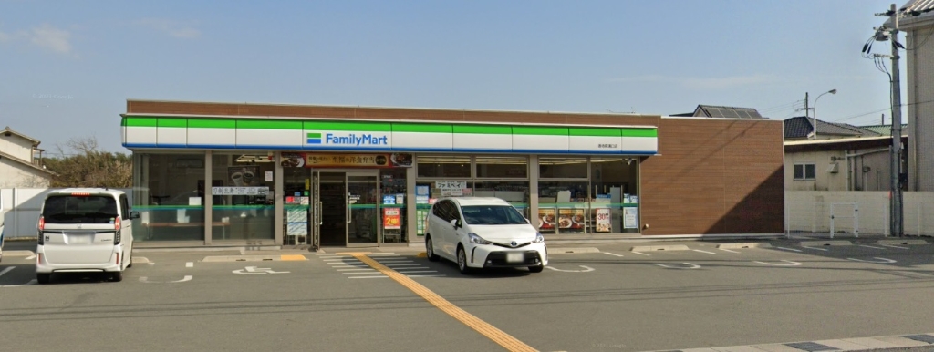コンビニ　ファミリーマート 香寺町溝口店（コンビニ）まで694m