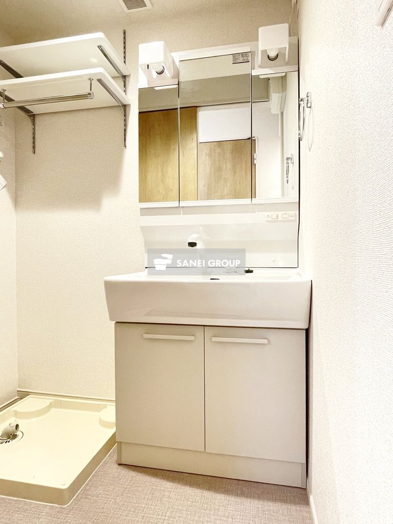 洗面設備　同仕様