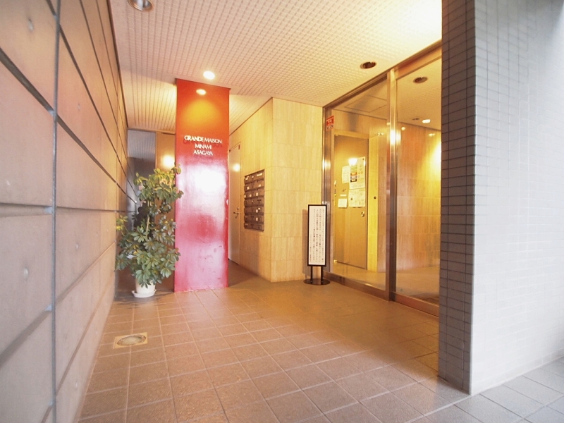 エントランス　オートロック付のエントランス