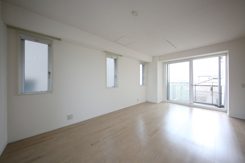 居室・リビング　キッチンを除いたＬＤは１１．３帖／同タイプ参考写真