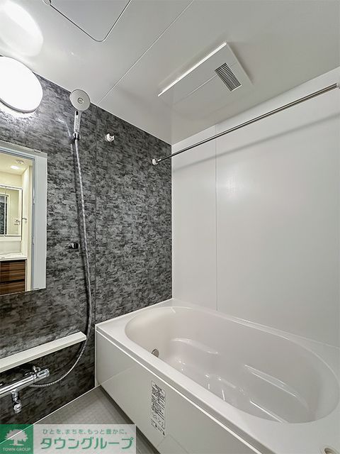 バス・シャワールーム　※写真は同タイプ住戸です。