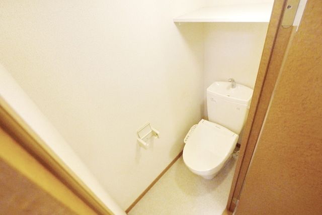 トイレ　シャワー付きトイレ