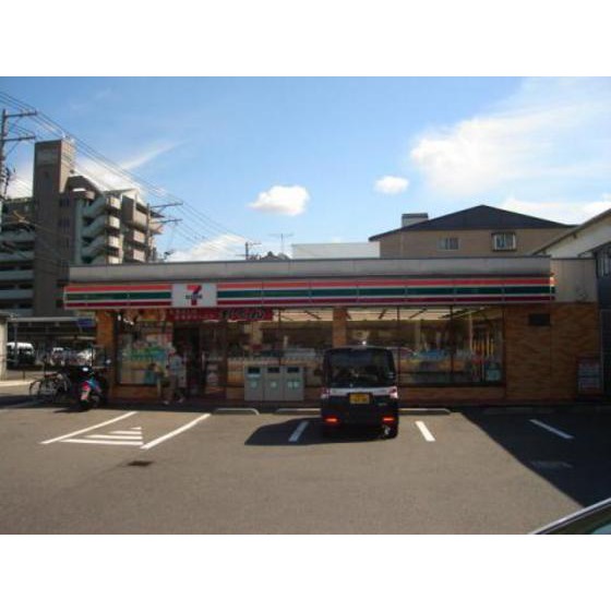 コンビニ　セブンイレブン広島西原９丁目店（コンビニ）まで531m