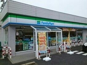 コンビニ　ファミリーマート 新潟牡丹山店（コンビニ）まで450m