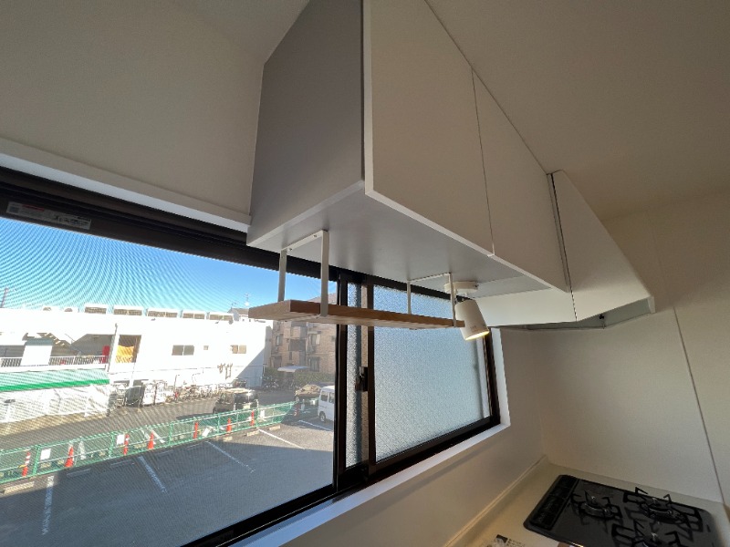 眺望　キッチンの窓も前面棟がなく開放的