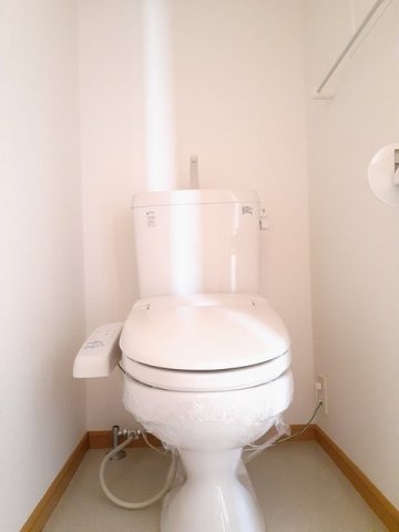 トイレ　トイレもきれいです