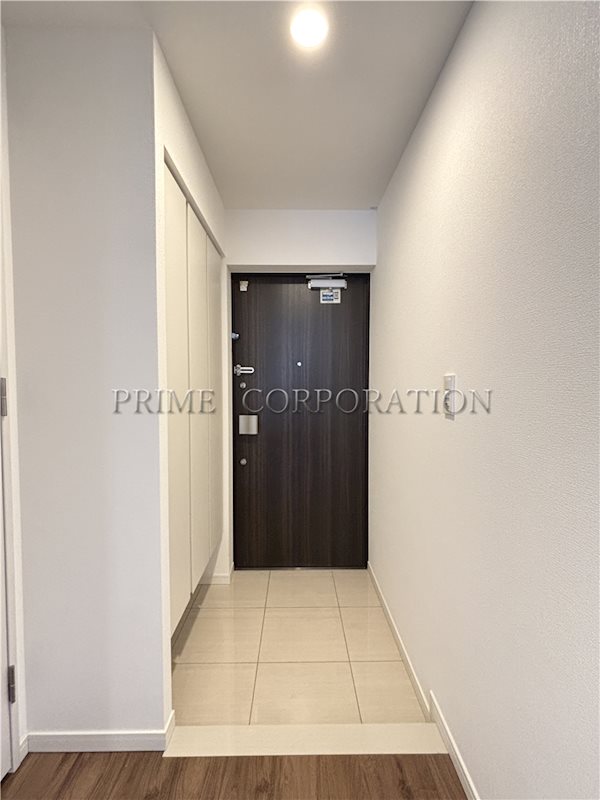 玄関　※参考写真※