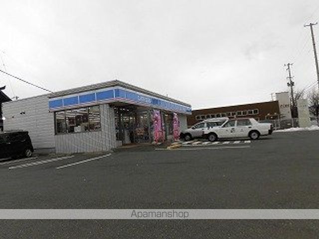 コンビニ　ローソン（コンビニ）まで614m