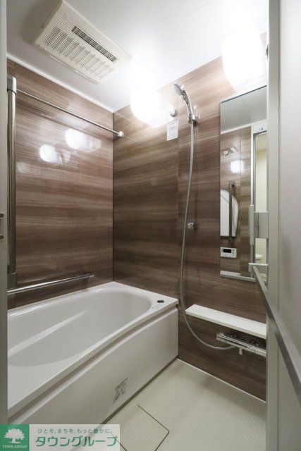 バス・シャワールーム