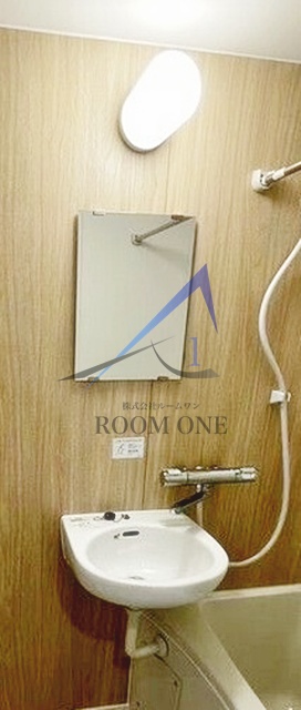 洗面設備　洗面台です。