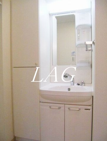 洗面設備　洗面台です。