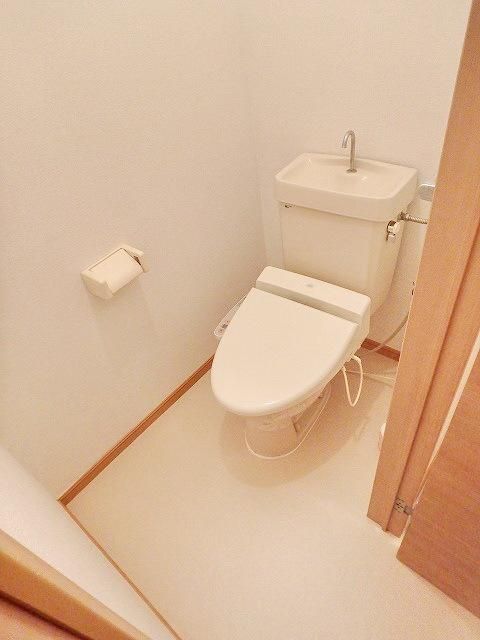 トイレ　トイレ