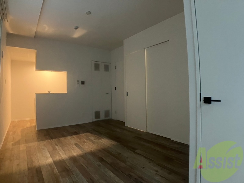 居室・リビング　広くてきれいなリビングです！快適に過ごせそうですね。