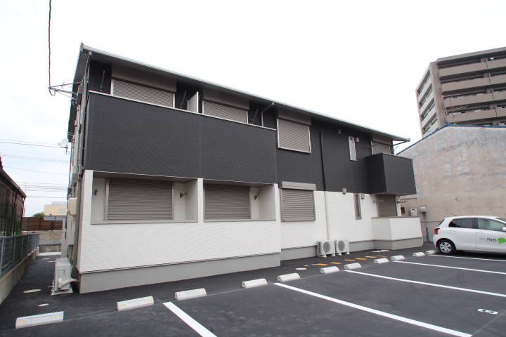 建物外観　Nスタイルホームにお任せ下さい♪