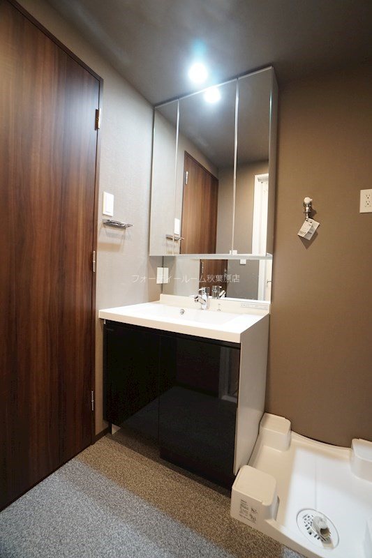 洗面設備　★《見学予約受付中》仲介手数料最大無料にてご紹介★