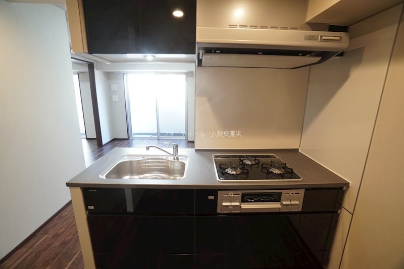 キッチン　★《見学予約受付中》仲介手数料最大無料にてご紹介★