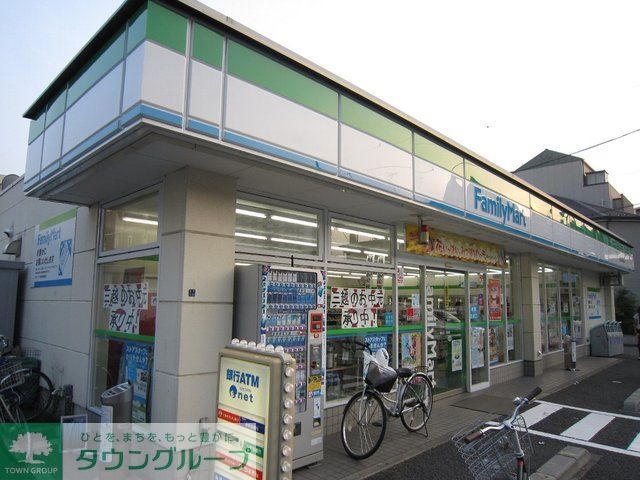 コンビニ　ファミリーマート西巣鴨店（コンビニ）まで490m