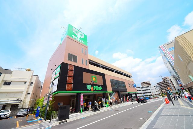 スーパー　サミットストア藤沢駅北口店（スーパー）まで810m