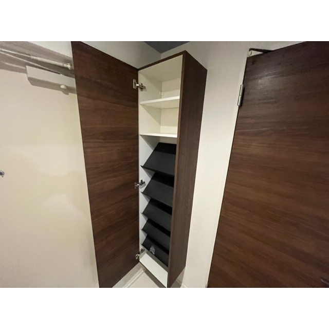 収納　シューズボックス