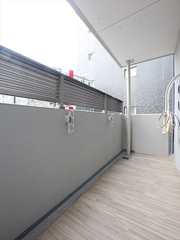 バルコニー　バルコニー