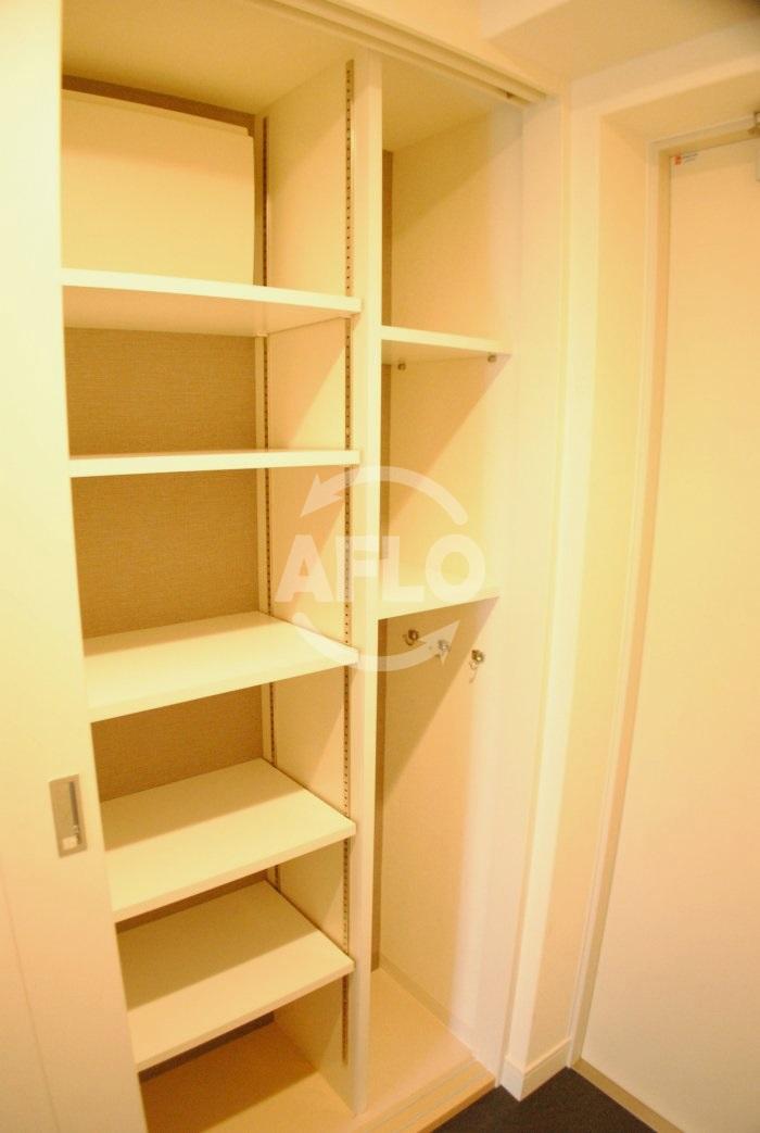 収納　ドゥーエなんば南　収納