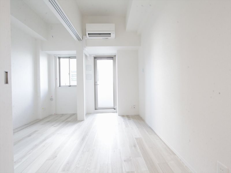 バルコニー　DK6.0帖　洋室2.5帖　繋げて使用できます