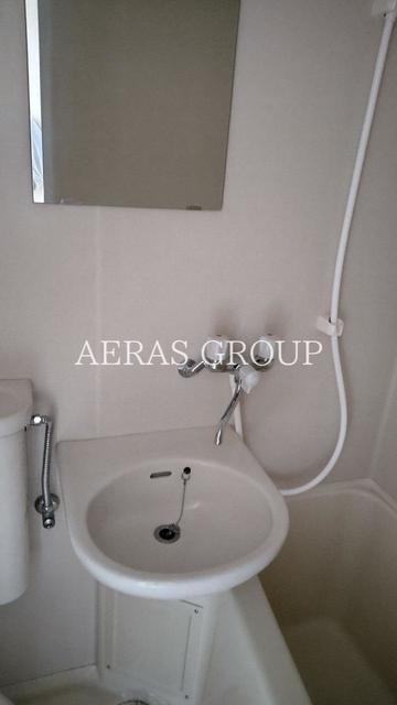 洗面設備　別部屋同タイプ