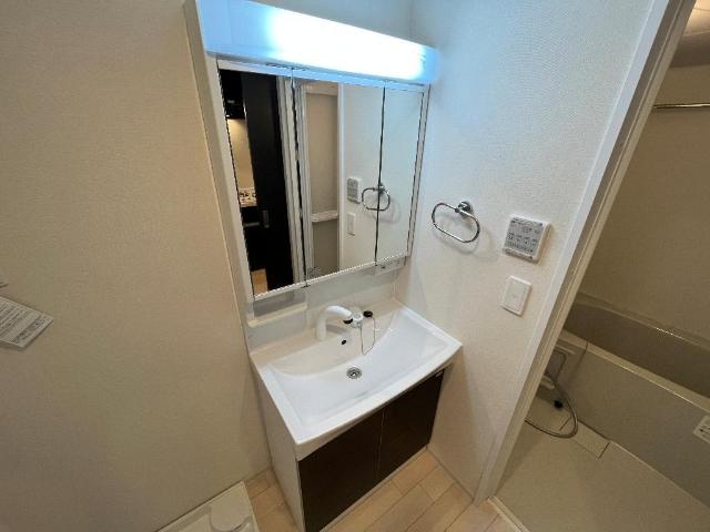 洗面設備　洗髪洗面化粧台（イメージ）