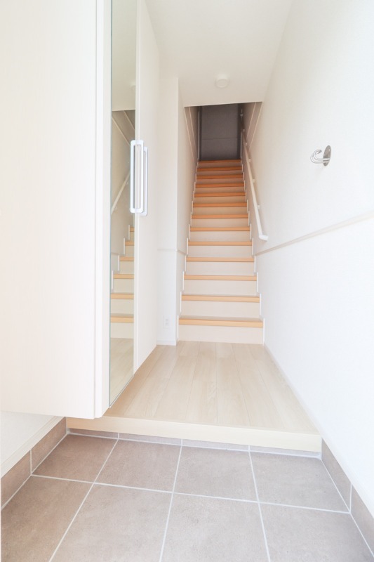 玄関　図面と現状に相違がある場合には現状を優先