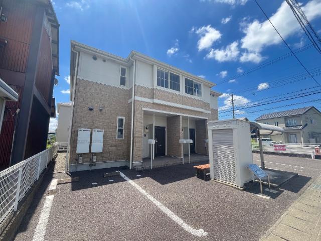 建物外観　外観写真（昼）