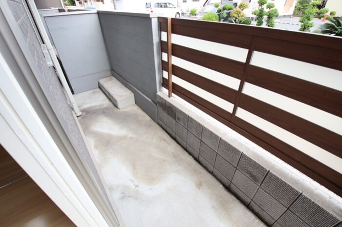 バルコニー　バルコニー