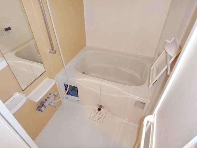 バス・シャワールーム　★追焚機能・浴室乾燥機完備★