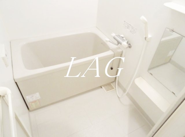 バス・シャワールーム　お風呂です。