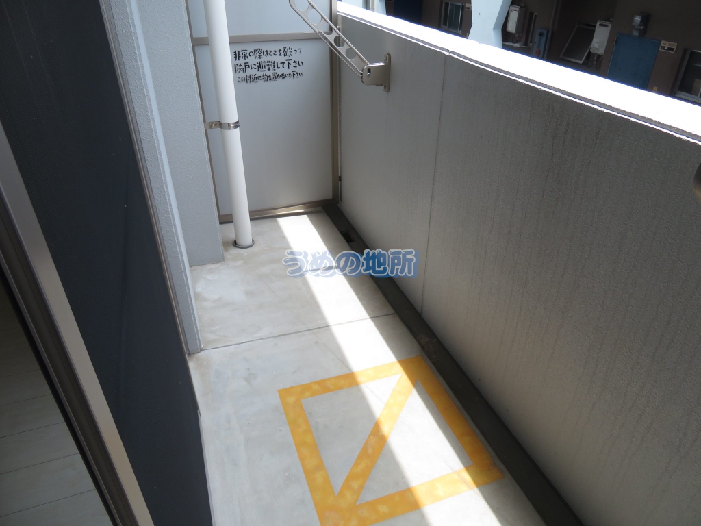 バルコニー　バルコニー