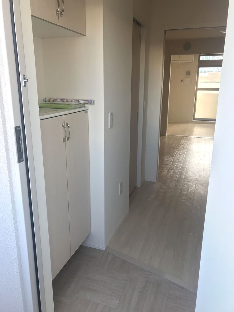 玄関　シューズボックス