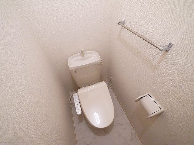 トイレ　トイレもきれいです