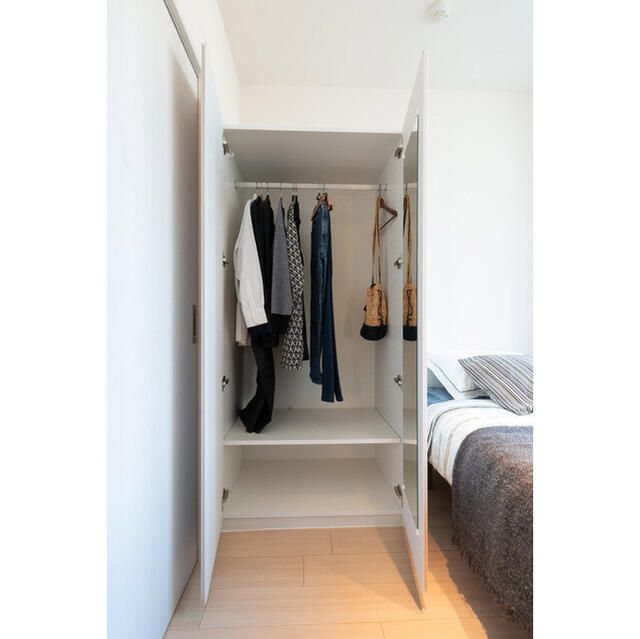 収納　写真は同タイプ住居です。