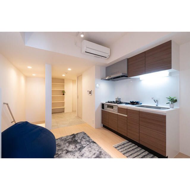 居室・リビング　写真は同タイプ住居です。