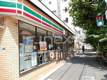 コンビニ　セブンイレブン江東新大橋3丁目店（コンビニ）まで220m