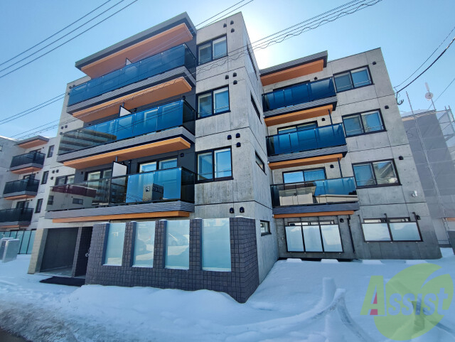 建物外観　札幌市西区琴似３条「ＺＩＺＩ　ｑｕａｔｒｅ」