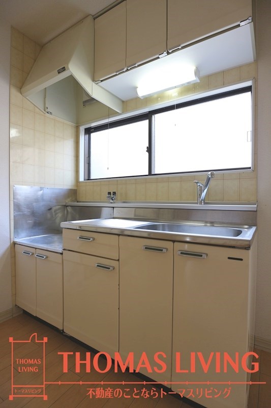 キッチン　※写真を準備中のため、同物件の別室写真をご参照下さい。