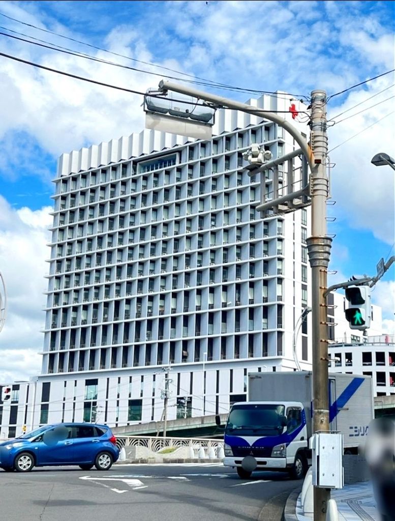 病院　日本赤十字社長崎原爆病院（病院）まで720m