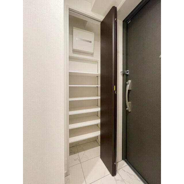 玄関　参考写真