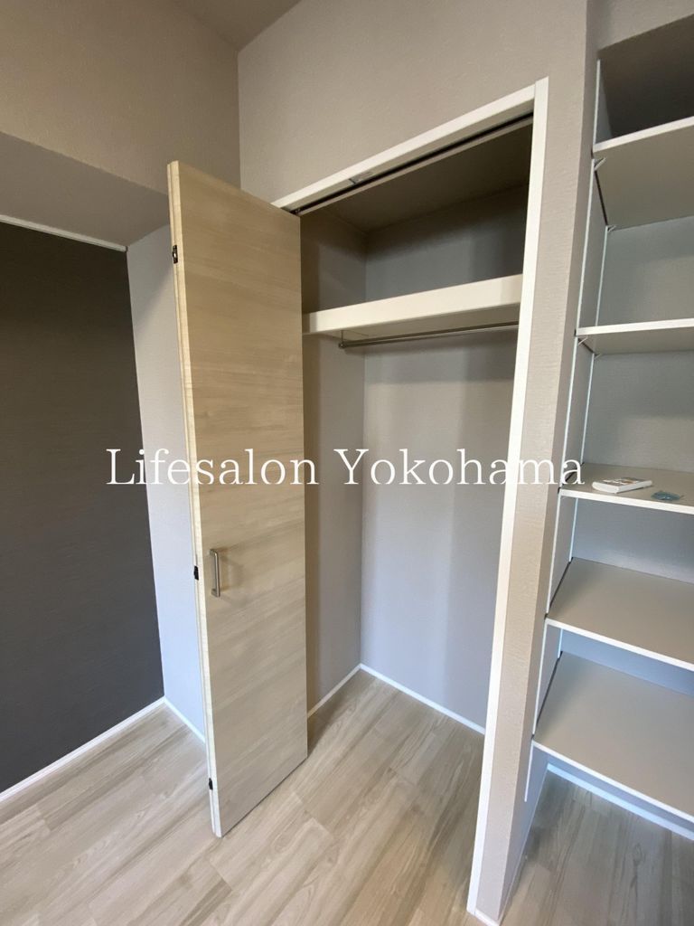 収納　バルコニー