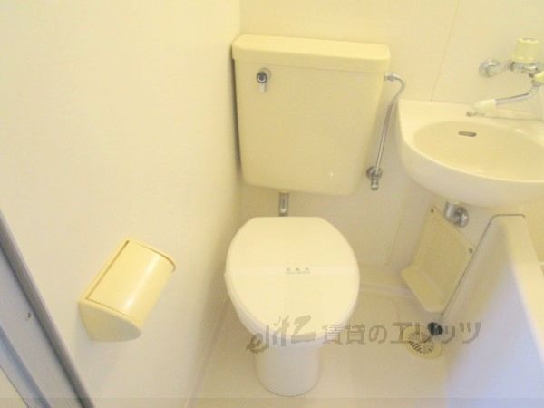 トイレ　ユニットバス