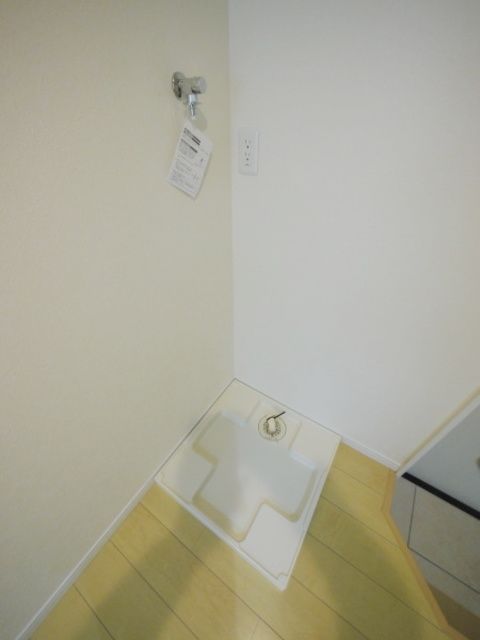 その他設備　★防水パン付きの洗濯機置き場です★
