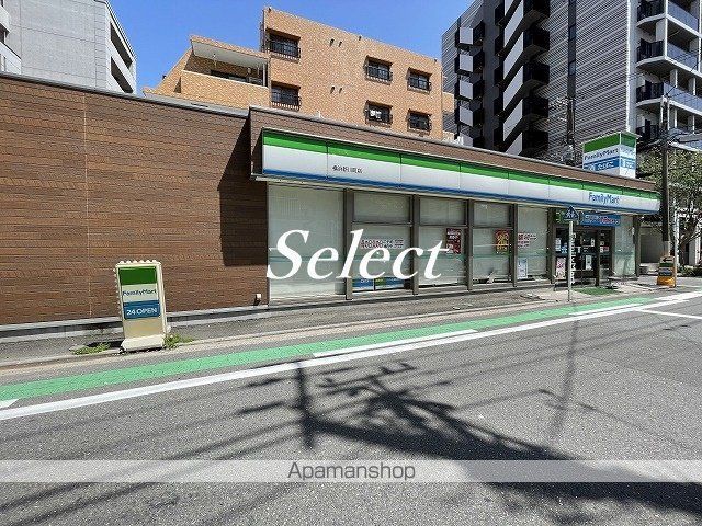 コンビニ　ファミリーマート（コンビニ）まで166m