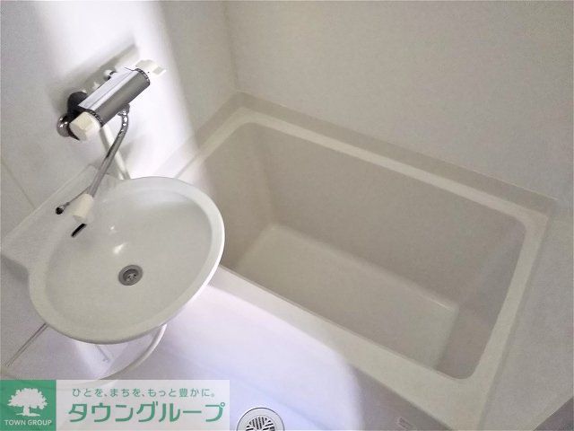 バス・シャワールーム　バストイレ別