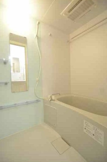 バス・シャワールーム　バスルーム