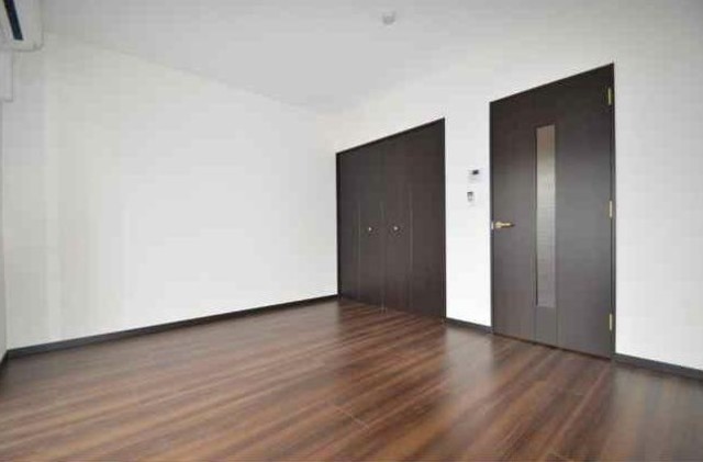 居室・リビング　室内